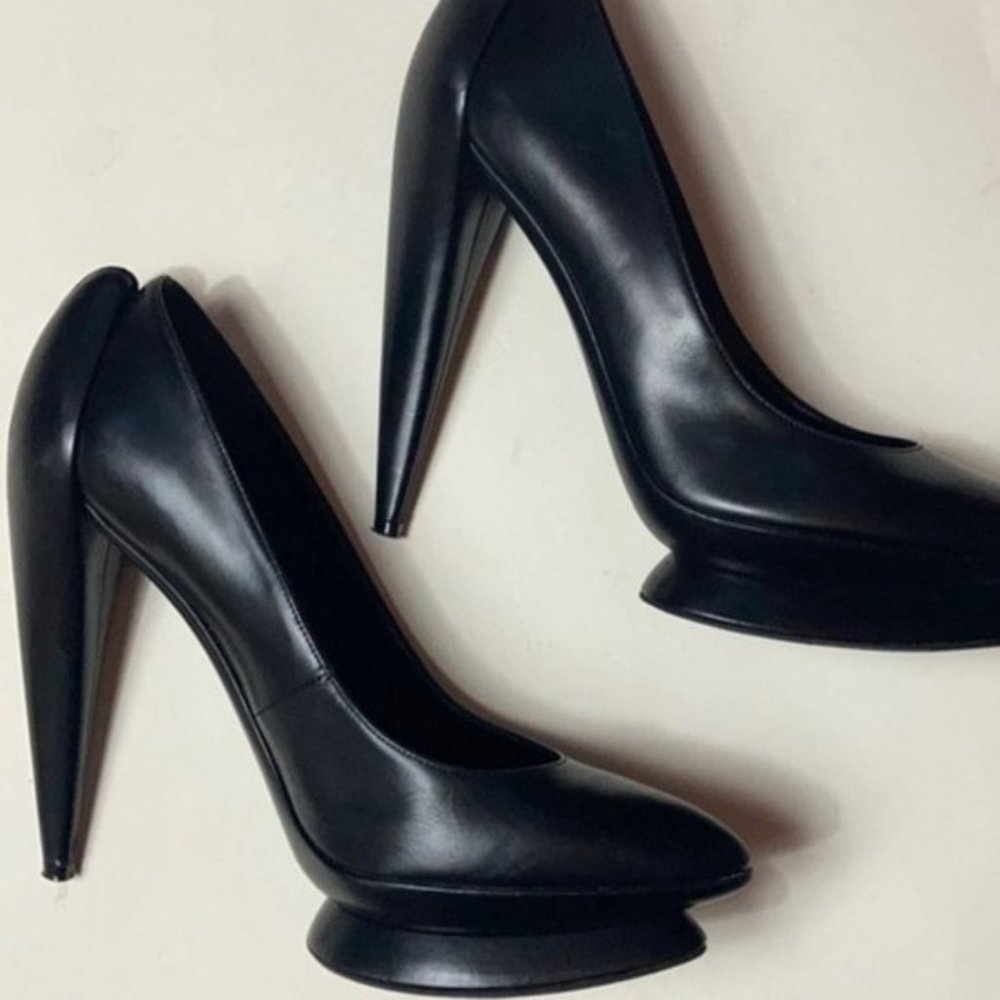 JIL SANDER EUC leather shoes. Size 39. Very unique and stylish.